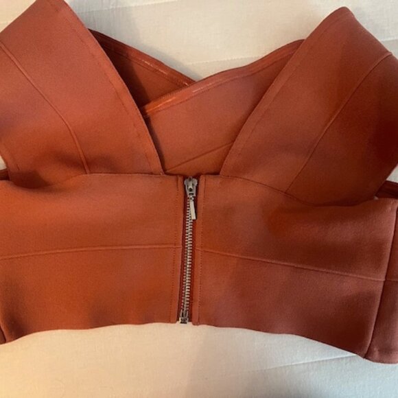 RARE FIND!! BNWT HERVE LEGER crossover bandage top - Picture 2 of 6